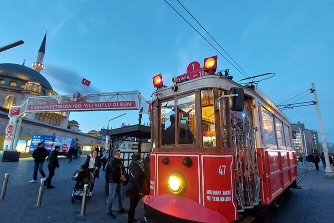 Visit the Most Famous Places in Istanbul With a Friendly Guide - Good To Know