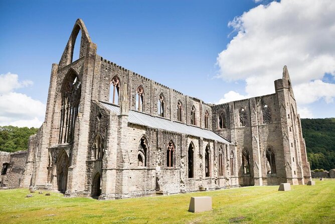 Wye Valley and Tintern Abbey Escape From Cardiff - Private Tour