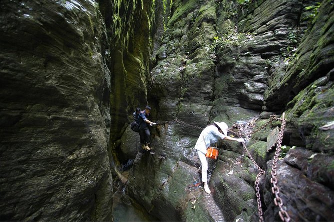 1 Day Dragon Sitting Gorge & Red Stone Forest Geo-park TOUR！ - Good To Know