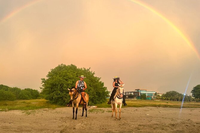 1-Hour Horseback Ride on the Beaches of Manzanillo Del Mar - Good To Know