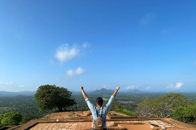 05 Days Kandy, Sigiriya, Dambulla, Galle & Colombo Tour - Transportation Information