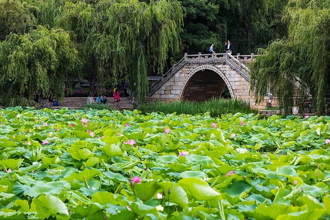 1-Day Kunming Temple and Market Tour