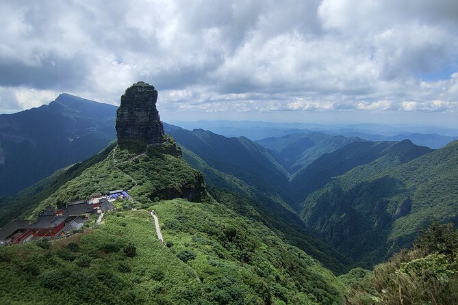 1-Day Self-Guided Fanjing Mountain Tour From Fenghuang