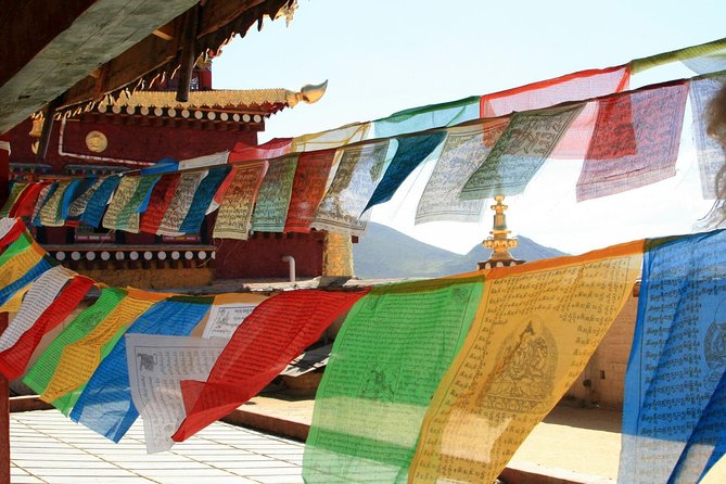 1 Day Shangri-La Highlights Mini Private Tour