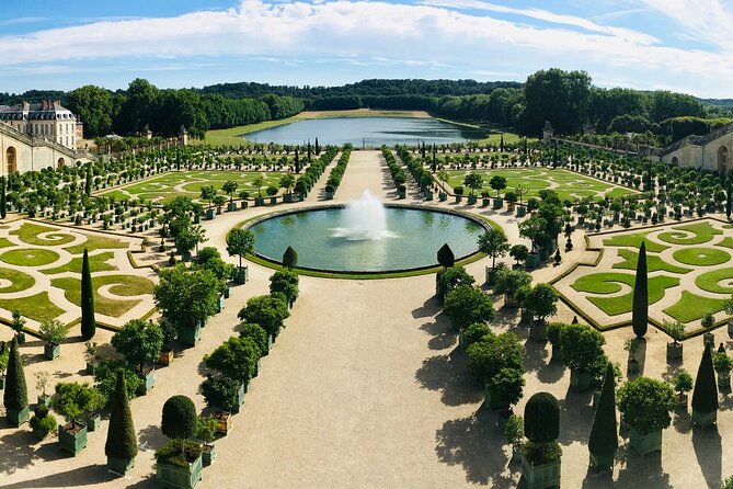10-Hour Private Round Trip Tour From Le Havre Port to Versailles