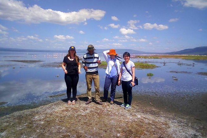 2-Day Flamingo Tour to Lakes Bogoria and Nakuru From Nairobi - Inclusions and Group Size
