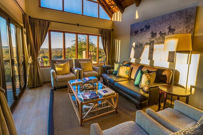 2 Day Luxury Pilanesberg Park Safari - 4* Lodge - Tour Overview