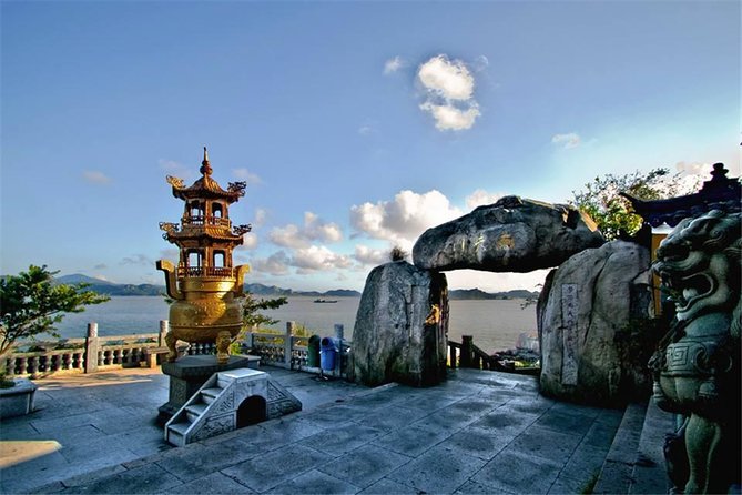 2-Day Private Trip to Putuo Mountain in Zhoushan From Shanghai With Accommodation - Accommodation Details