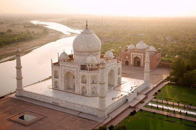 2 Day Trip to Agra From Chennai Without Air Tickets - Arrival in Delhi