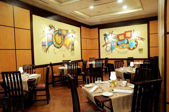 2 Days Accommodation In 5 Stars Hotel and Pyramids VIsit in Le Meridien - Ideal Choice for Families