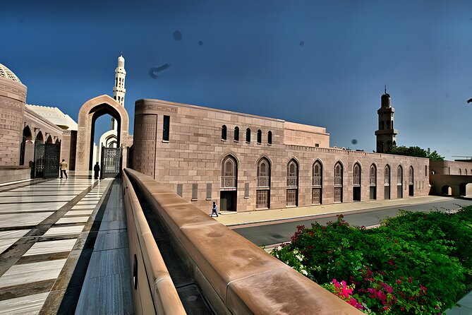 2-Days Full Private Tour: Muscat City Tour & Dimaniyat Islands - Tour Details