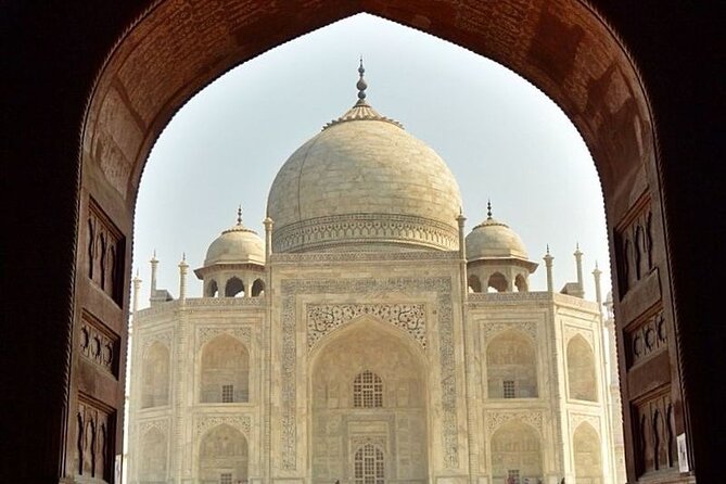 2 Days Private Jaipur & Taj Mahal Agra Tour (All Inclusive)