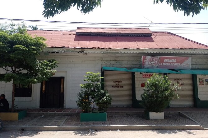 2 Days Private Tour in Gabriel Garcia Marquez in Aracataca
