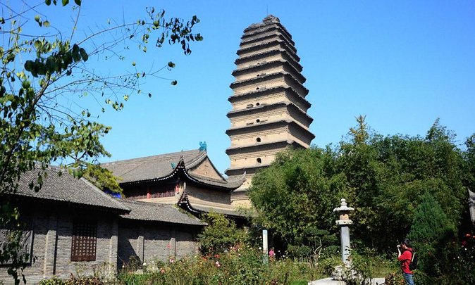 2 Days Shanghai-Xian Private Tour by Flight: Terracotta Warriors & More Sites - Pickup and Drop-off Services