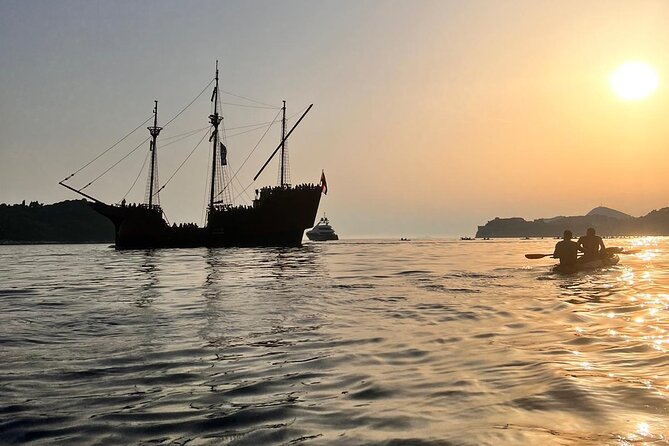 2-Hour Kayaking at Sunset With Wine Tasting and Appetizers - Inclusions Provided