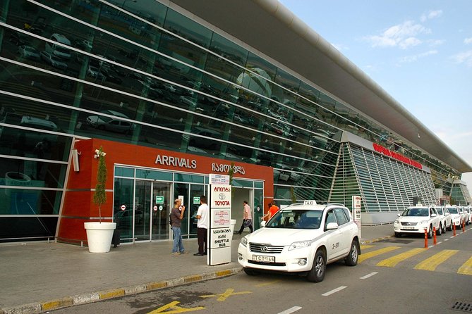 24/7 Private Transfer From Kutaisi Airport To Tbilisi - Pickup Procedure