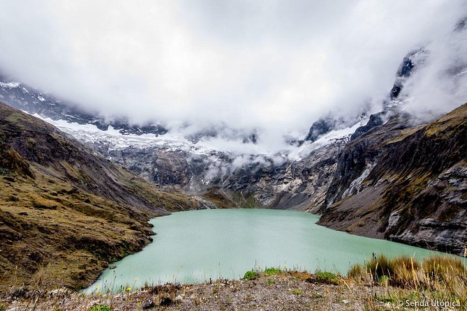 3-Day Altar Volcano Trekking Tour to Laguna Amarilla From Riobamba