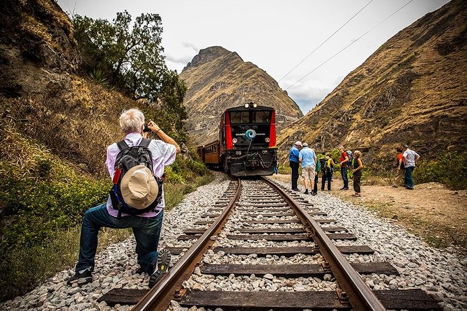 3-Day Private Tour to Cotopaxi, Baños & the Devils Nose Train From Quito - Tour Itinerary Overview
