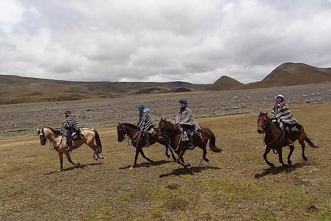 3-Day Private Trip Around Quilotoa/Isinlivi- Hiking &Local Communities - Logistics
