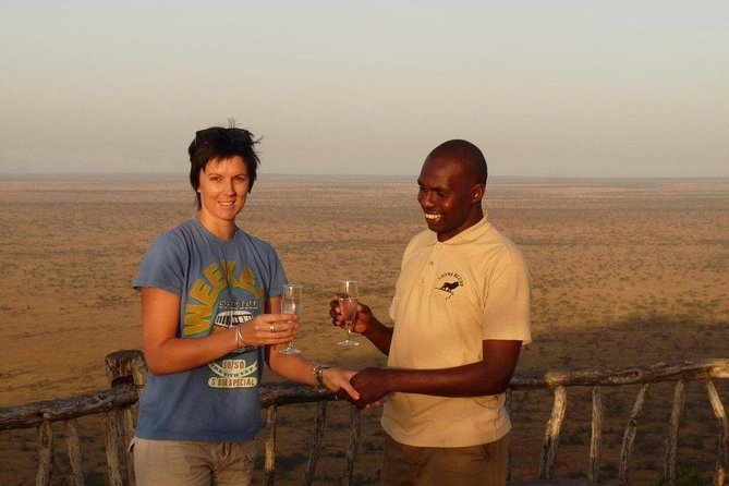 3 Days Lion Bluff Lumo Sanctuary (Minimum 2 Pax)