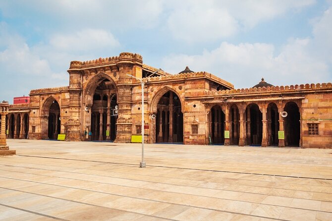 3 Hour Heritage Walk in the Walled City of Ahmedabad - Tour Highlights