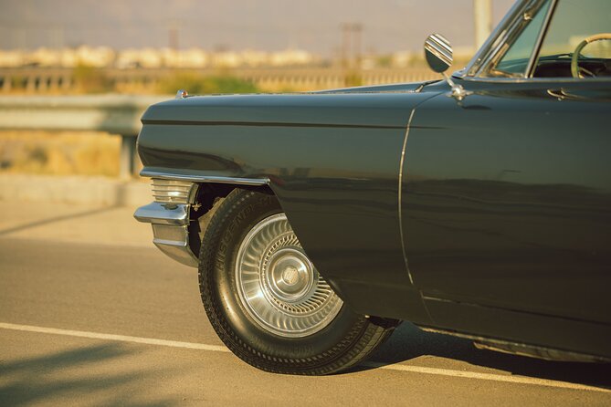 3-hour Muscat Historical Private Tour on the 1963 Cadillac Classic Car