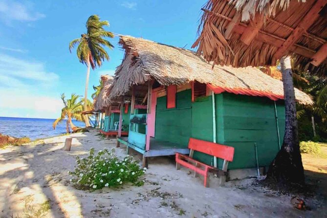 3D/2N Private Oceanfront Cabin in San Blas + Meals + Boat Tour (min 2 Guests) - Experience Details
