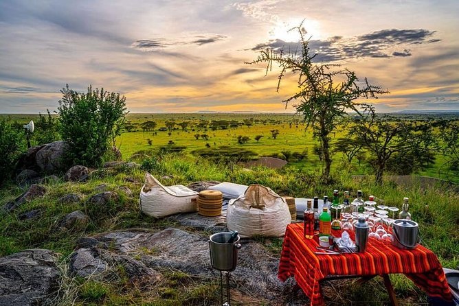 4 Days Luxury Lodge Safari To Tarangire, Serengeti & Ngorongoro Crater.
