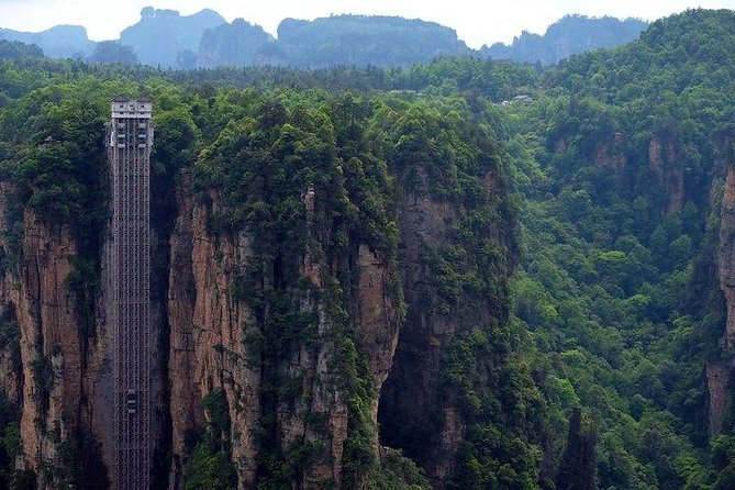 4 Days Zhangjiajie Experience Tour(Hand-picked Featured Inn)