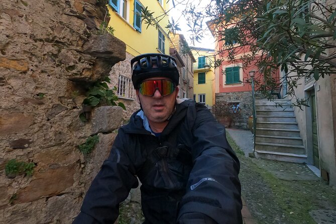 4-Hour E-Bike Guided Tour of the Tellaro and Montemarcello Villages