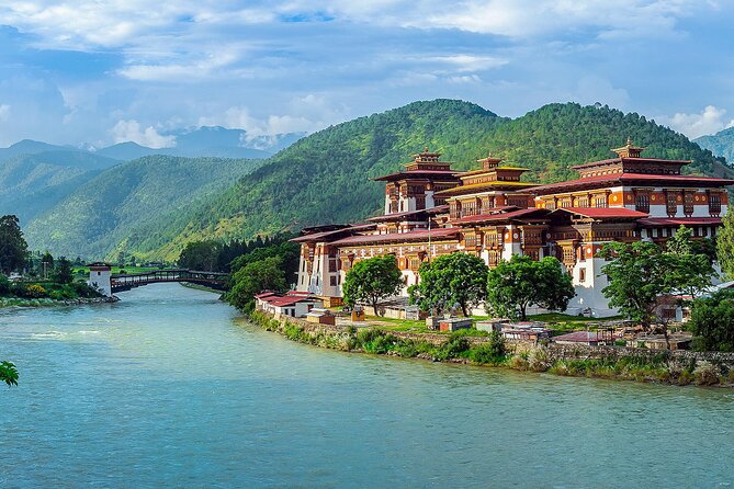 5 Best Tours In Bhutan