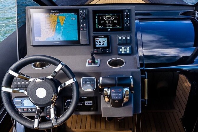 5 Hour Private Yacht Cruise in Delos Rhenia Technohull 40 Ceca