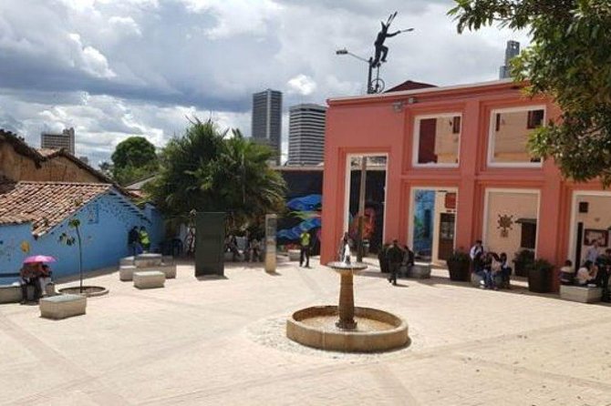 6 Hour Private City Tour Through Bogotá (Con Monserrate)
