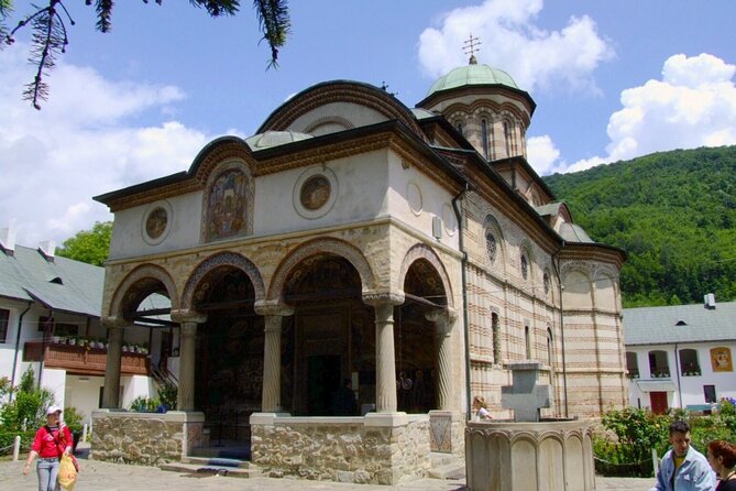 7-Day Private Tour in Romania From Bucharest - Tour Itinerary Highlights