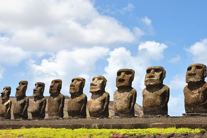 7-Day Santiago & Easter Island Tour - Tour Overview