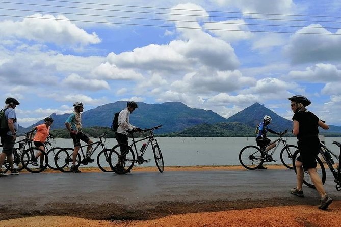 8 Days Private Cycling Tour of Sri Lanka From Colombo
