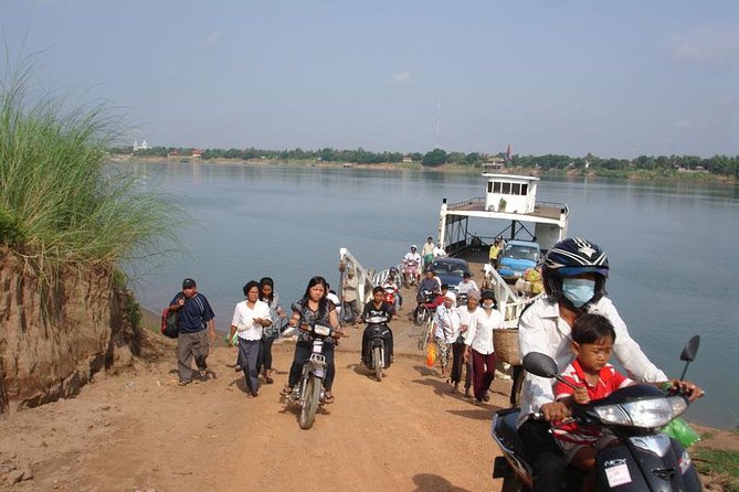A Koh Dach Day by Local Transport