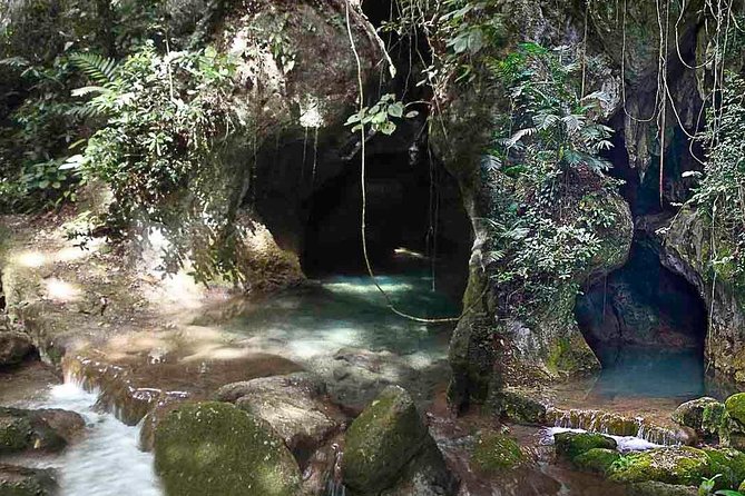 A.T.M Cave (Actun Tunichil Muknal) From Caye Caulker - Inclusions and Meeting Point
