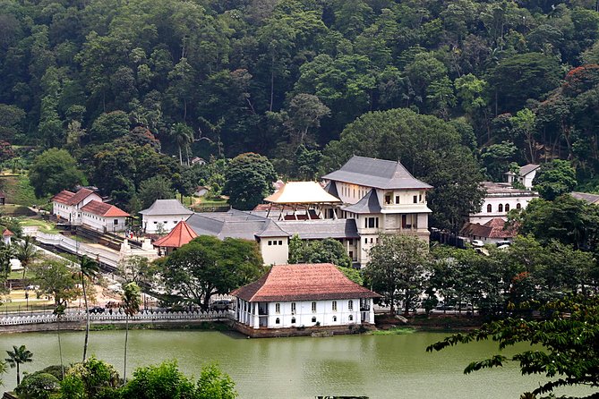 ADAMS PEAK (Holy Mountain) WITH the HILLS – 6 Days