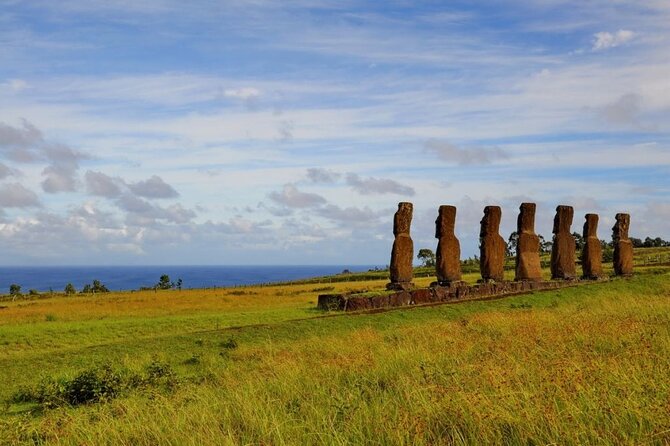 Ahu Akivi The Seven Moais on Easter Island - Construction and Alignment