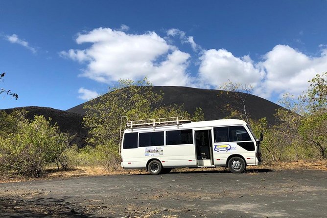 Airport Shuttle Managua (10-15 People)