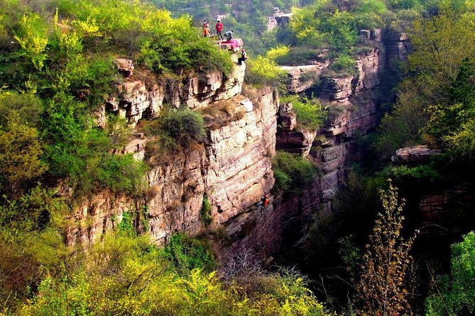 All Inclusive Private Day Tour to Guoliangcun From Luoyang