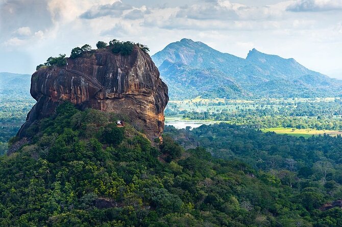 All Inclusive Sigiriya and Dambulla Private Day Tour From Colombo - Tour Highlights