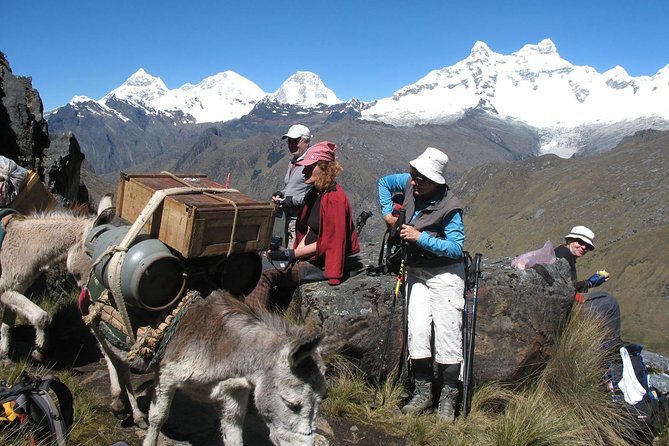 Alpamayo Trek 12 Days – Comunity Support Program