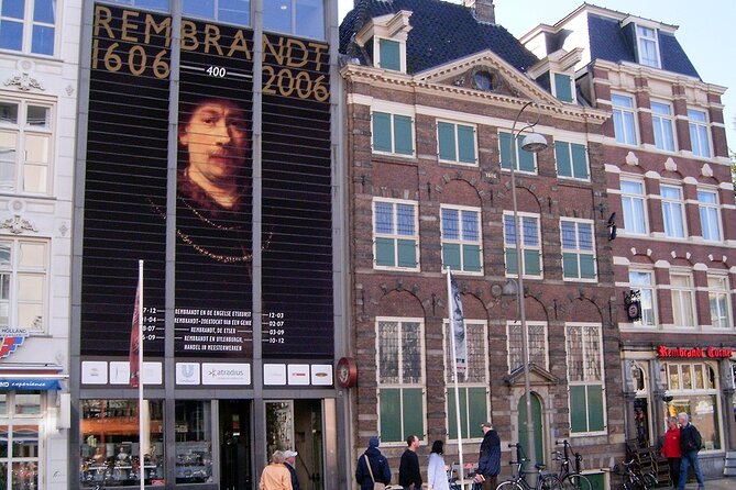 Amsterdam Red Light District: Self-Guided Audio Walking Tour - Start Time and End Point