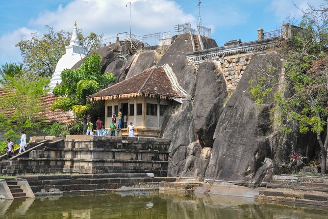Anuradhapura Buddhist Icons Tour From Kalpitiya - Inclusions and Exclusions