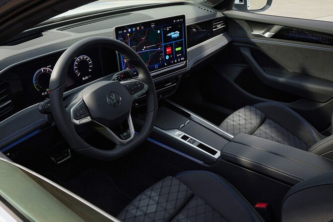 Arrival Transfer Chengdu Airport CTU to Chengdu City by Sedan