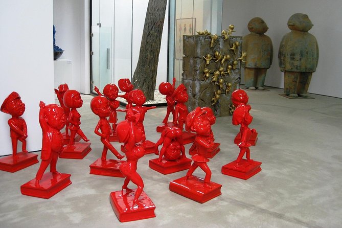 Artistic Wandering in Beijing's 798 Art Zone - Tour Details