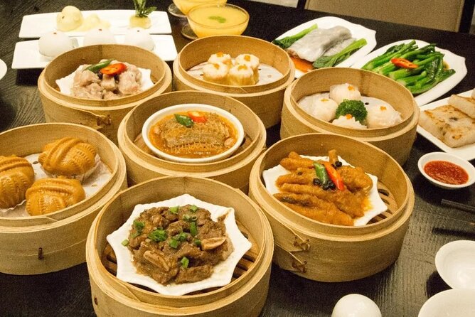 Authentic Lunch or Dinner Tour in Beijings Best Hidden Spots - Private Tour Highlights