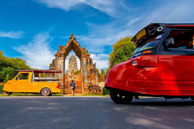 Ayutthaya FunkyFrog TukTuk Tour Temples FloatingMarket SunsetBoat